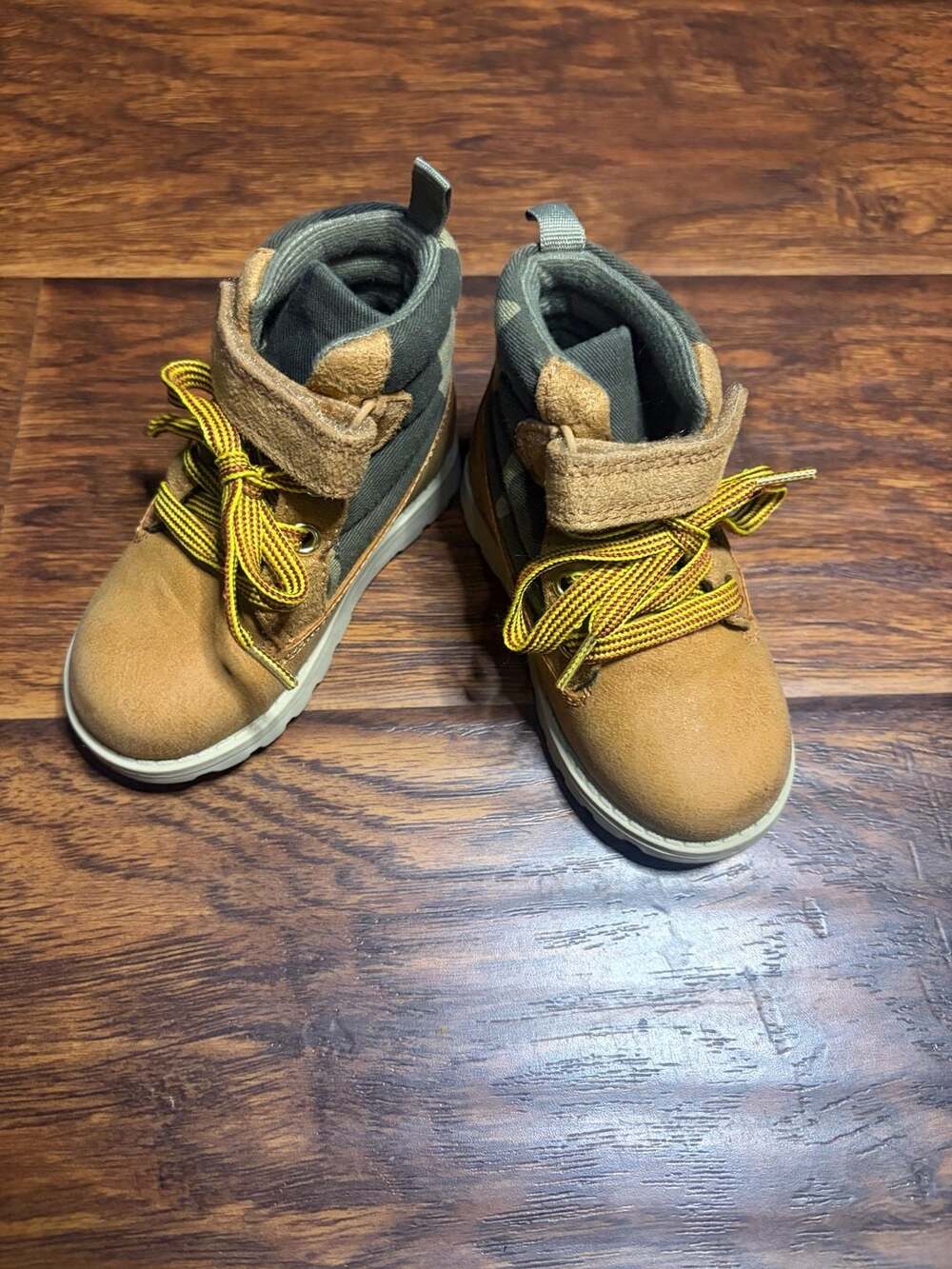 Carter's Boots Size 5 Camo Tan Toddler Boys